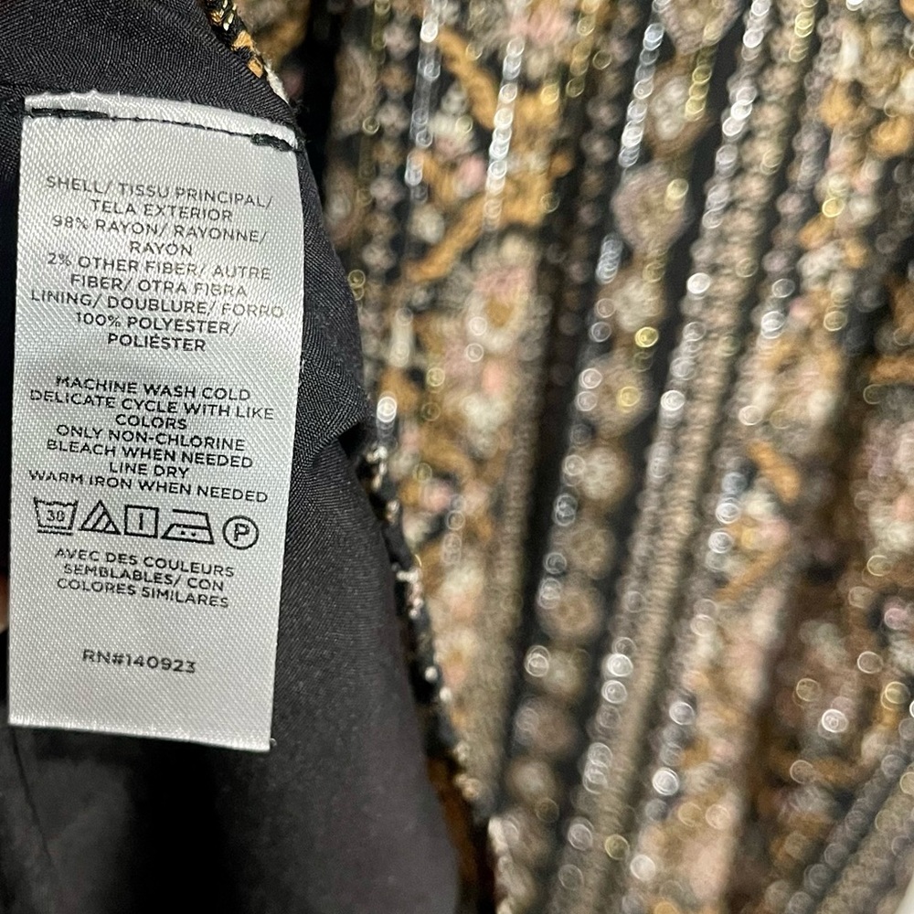 Loft Shimmer Ruffle V-Neck Flare Dress Size 14 STYLE #
755755 - Picture 6 of 9